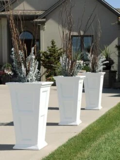 Fairfield Self-Watering Tall Patio Planters, 28” -Gardeners Sale Shop 39 342 106V tif