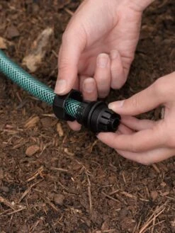 Snip-n-Drip Soaker Hose System 17 Snip-n-Drip Soaker Hose System -Gardeners Sale Shop 40205 083 tif