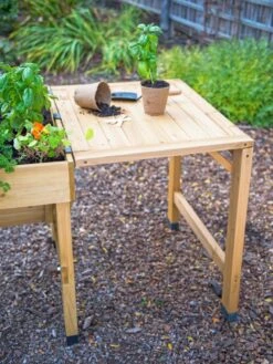VegTrug® Side Table -Gardeners Sale Shop 8592870 004 tif