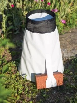 Rosy Cozy® Rose Cone, Large -Gardeners Sale Shop 8593415 0528 tif