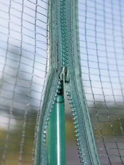 Pest-Free Garden -Gardeners Sale Shop 8594283 0195 tif