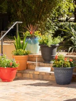 Adjustable Self-Watering Insert For Pots And Planters -Gardeners Sale Shop 8610250 0015 tif