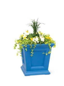 Fairfield Self-Watering Square Planter, 16” X 16” -Gardeners Sale Shop 8611695 046 tif
